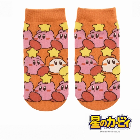 子ども靴下(キッズソックス) 星のカービィ 星運び ぎっしりデザイン スニーカー丈 19-24cm 1足組 185-1621