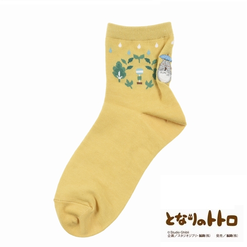 婦人靴下(レディースソックス) スタジオジブリ となりのトトロ ワンポイント刺しゅう クルー丈 1足組 327-25A7