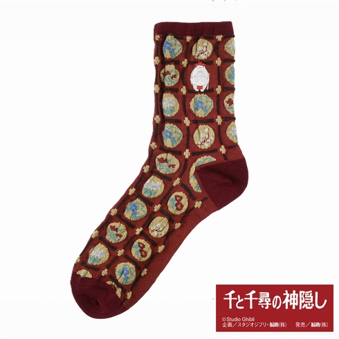 婦人靴下(レディースソックス) スタジオジブリ 千と千尋の神隠し おしら様 ワンポイント刺しゅう フロート柄 クルー丈 1足組 328-16D2